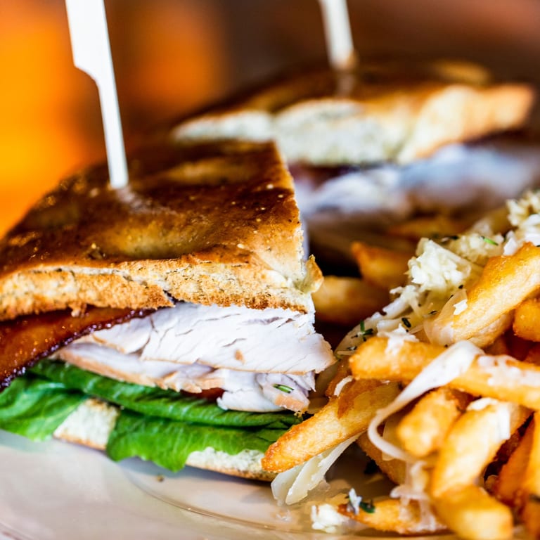 Fresh, Delightful, Seasonal Lunches!